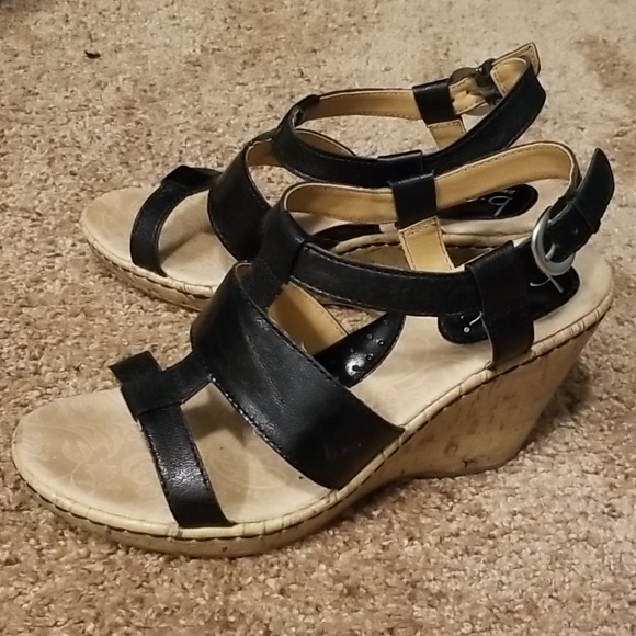 b.o.c. Black Cork Wedge by Born - Picture 3 of 6